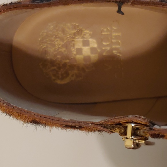 Vince Camuto leopard skin 3" heel 8 med - Picture 2 of 3